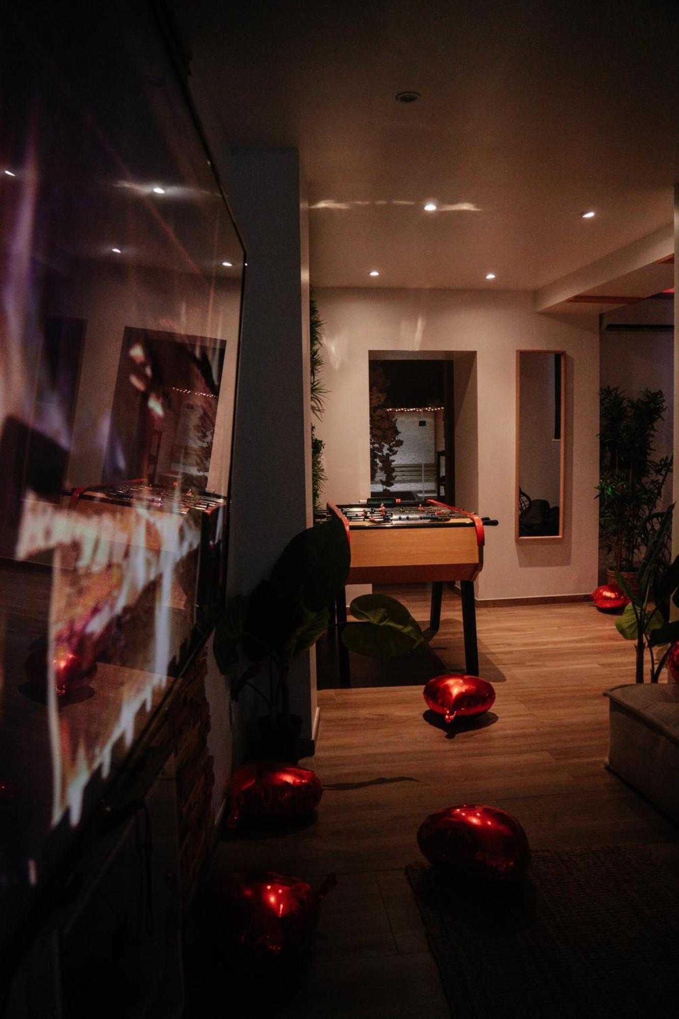 Capsule Thailande I Sauna I Balneo I Console I Jeux En Bois I Cinema I Cour Interieure Trith-Saint-Leger Dış mekan fotoğraf
